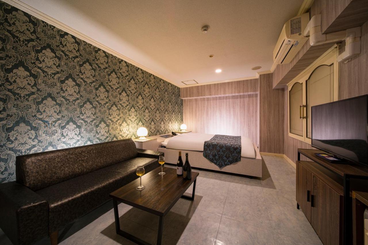 Namba Alpha (Adults Only) Hotel Osaka Exterior foto