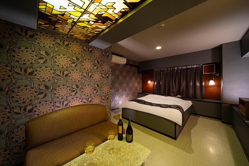Namba Alpha (Adults Only) Hotel Osaka Exterior foto